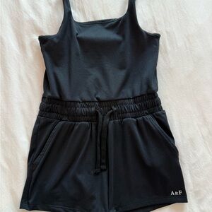 Abercrombie Kids Black Romper| sz 5/6